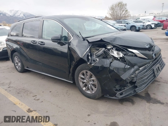 2022 Toyota Sienna LE z VIN 5TDKSKFC1NS042455, wystawiony jako IAAI lot #41921094 z przebiegiem 84 810 mil mil oraz . Historia ofert i sprzedaży dostępna na DreamBid. Obrazek 1.