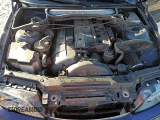 2004 BMW 3 Series 330i with VIN WBAEV53464KM33199, listed as a Copart auction lot 84850464 with 196,044 mi miles and Salvage Title. Bid and sale history available at carsss.com. Image 11.