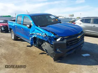 2023 Chevrolet Colorado 2WD Work Truck z VIN 1GCPSBEK8P1196868, wystawiony jako IAAI lot #41038386 z przebiegiem 32 344 mil mil oraz . Historia ofert i sprzedaży dostępna na DreamBid. Obrazek 1.