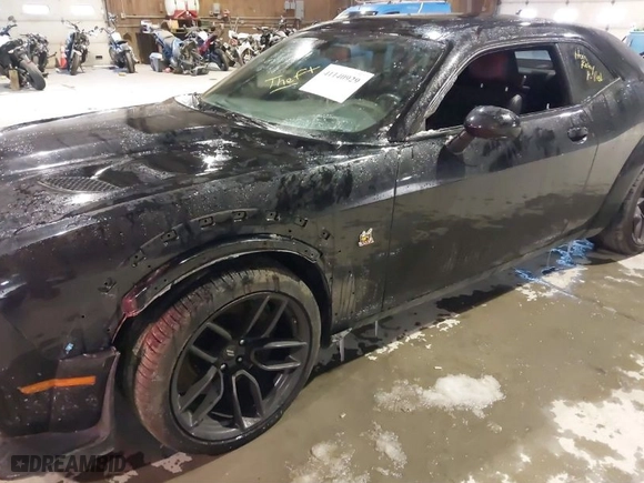 2019 Dodge Challenger R/T Scat Pack with VIN 2C3CDZFJ4KH671633, listed as a IAAI auction lot 41140929 with 45,988 mi miles. Bid and sale history available at carsss.com. Image 6.