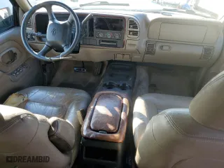 1999 Chevrolet Tahoe with VIN 1GNEC13RXXJ385740, listed as a Copart auction lot 86870484 with 271,302 mi miles and Salvage Title. Bid and sale history available at carsss.com. Image 8.