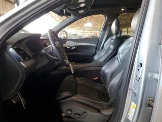 2018 Volvo XC90 R-Design with VIN YV4A22PM3J1211768, listed as a Copart auction lot 61493843 with 60,616 mi miles. Bid and sale history available at carsss.com. Image 7.