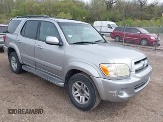 2005 Toyota Sequoia Limited with VIN 5TDBT48AX5S257546, listed as a IAAI auction lot 42173887 with 158,618 mi miles and . Bid and sale history available at DreamBid. Image 1.