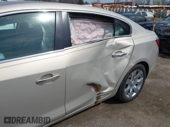 2012 Buick LaCrosse Premium 1 z VIN 1G4GD5E37CF149117, wystawiony jako IAAI lot #41791867 z przebiegiem 123 062 mil mil oraz . Historia ofert i sprzedaży dostępna na DreamBid. Obrazek 12.