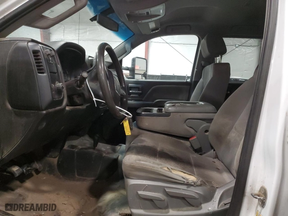 2018 GMC Sierra 2500HD with VIN 1GT22REG7JZ327375, listed as a Copart auction lot 49382585 with 129,420 mi miles and Salvage Title. Bid and sale history available at carsss.com. Image 7.