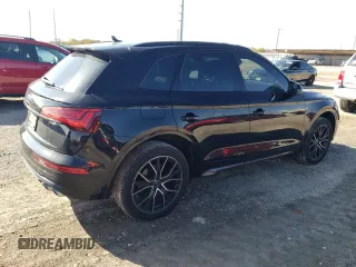 2021 Audi SQ5 Premium Plus with VIN WA1B4AFY7M2040788, listed as a Copart auction lot 84320614 with 38,406 mi miles and Salvage Title. Bid and sale history available at DreamBid. Image 3.