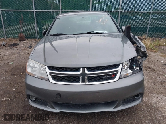 2013 Dodge Avenger SXT z VIN 1C3CDZCG0DN521540, wystawiony jako IAAI lot #40772548 z przebiegiem 145 455 mil mil oraz . Historia ofert i sprzedaży dostępna na DreamBid. Obrazek 12.