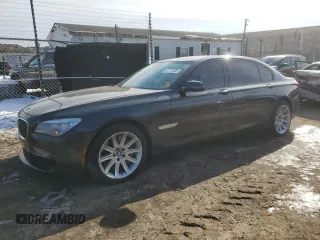 2013 BMW 7 Series 750Li xDrive with VIN WBAYF8C53DDE59013, listed as a Copart auction lot 42116405 with 154,019 mi miles and Salvage Title. Bid and sale history available at carsss.com. Image 1.