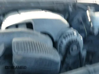 2010 Cadillac Escalade ESV Luxury z VIN 1GYUKHEF3AR183697, wystawiony jako IAAI lot #43473883 z przebiegiem 226 779 mil mil oraz . Historia ofert i sprzedaży dostępna na DreamBid. Obrazek 19.