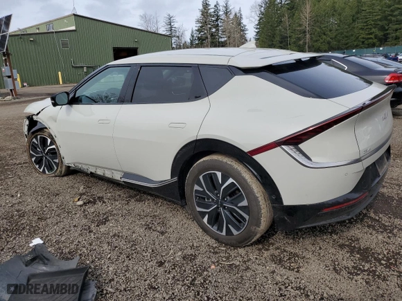 2022 Kia EV6 Wind with VIN KNDC3DLC6N5069223, listed as a Copart auction lot 48518105 with 39,896 mi miles and Salvage Title. Bid and sale history available at carsss.com. Image 2.
