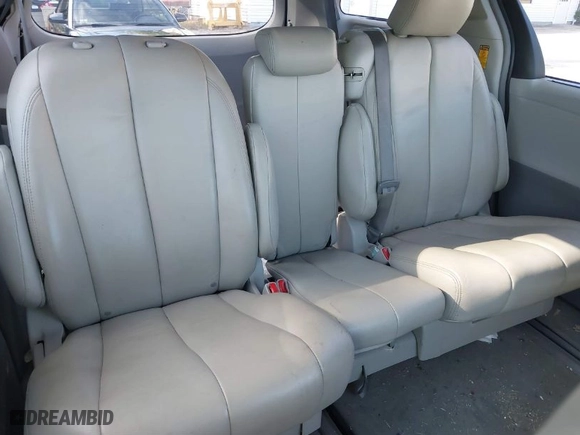 2014 Toyota Sienna LE AAS with VIN 5TDKK3DC3ES428027, listed as a IAAI auction lot 40285877 with 165,510 mi miles. Bid and sale history available at carsss.com. Image 8.