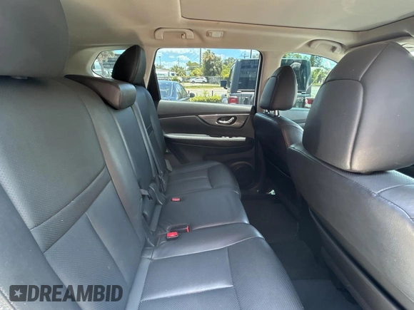 2015 Nissan Rogue SL with VIN 5N1AT2MVXFC762655, listed as a Copart auction lot 61840345 with 128,624 mi miles and Clean title. Bid and sale history available at DreamBid. Image 6.