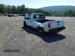 2016 Ford F-350 XL z VIN 1FTBF3A60GEC34101, wystawiony jako IAAI lot #42566706 z przebiegiem 75 188 mil mil oraz . Historia ofert i sprzedaży dostępna na DreamBid. Obrazek 3.