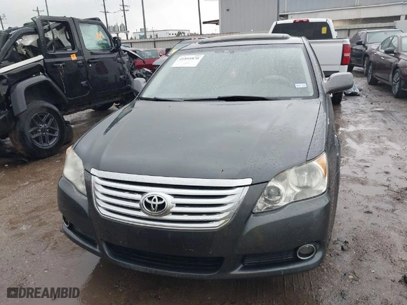2009 Toyota Avalon XL with VIN 4T1BK36B19U333046, listed as a IAAI auction lot 41895870 with 185,626 mi miles. Bid and sale history available at carsss.com. Image 13.