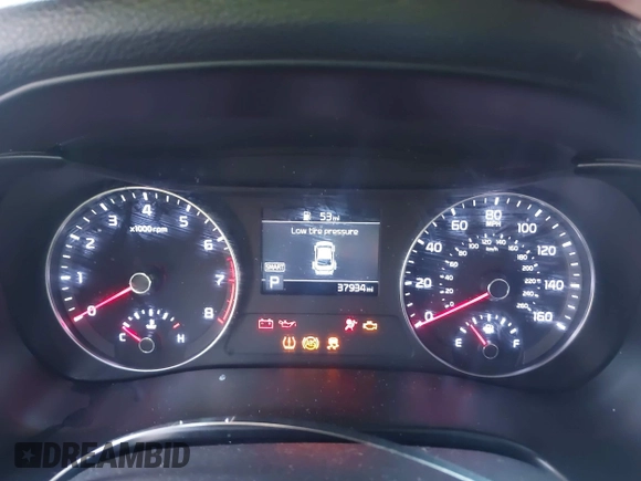2021 Kia Forte LXS z VIN 3KPF24AD0ME329971, wystawiony jako IAAI lot #42310912 z przebiegiem 37 934 mil mil oraz . Historia ofert i sprzedaży dostępna na DreamBid. Obrazek 7.