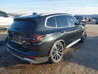 2023 BMW X3 sDrive30i z VIN 5UX43DP03P9N64624, wystawiony jako IAAI lot #41375547 z przebiegiem 28 149 mil mil oraz . Historia ofert i sprzedaży dostępna na DreamBid. Obrazek 4.