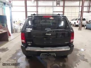 2007 Jeep Grand Cherokee Limited with VIN 1J8HR58287C572544, listed as a IAAI auction lot 41366475 with 231,151 mi miles. Bid and sale history available at carsss.com. Image 16.
