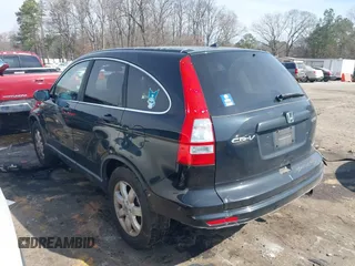 2011 Honda CR-V SE with VIN 5J6RE4H45BL028010, listed as a IAAI auction lot 41621716 with 235,519 mi miles. Bid and sale history available at carsss.com. Image 3.