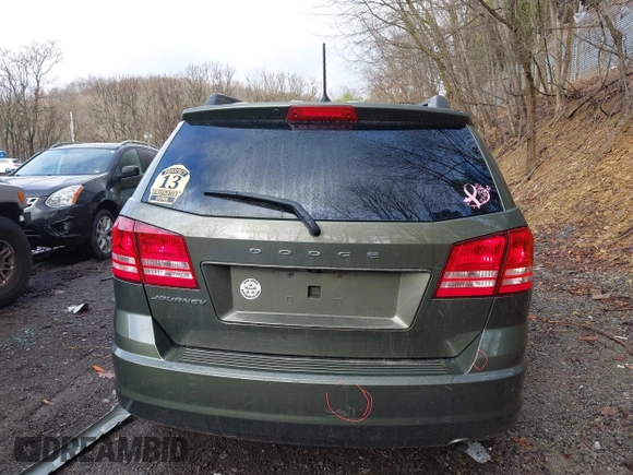 2018 Dodge Journey SE with VIN 3C4PDCABXJT496661, listed as a IAAI auction lot 41908124 with 82,257 mi miles. Bid and sale history available at carsss.com. Image 17.
