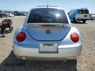 2001 Volkswagen Beetle GLX with VIN 3VWDD21C51M418611, listed as a Copart auction lot 54907905 with 131,548 mi miles and Clean Title. Bid and sale history available at DreamBid. Image 6.