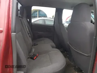 2006 GMC Canyon SLE2 with VIN 1GTDT136868209673, listed as a Copart auction lot 84229004 with 177,969 mi miles and Clean Title. Bid and sale history available at carsss.com. Image 10.