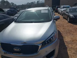 2018 Kia Sorento LX z VIN 5XYPG4A33JG417196, wystawiony jako IAAI lot #41816375 z przebiegiem 115 852 mil mil oraz . Historia ofert i sprzedaży dostępna na DreamBid. Obrazek 12.