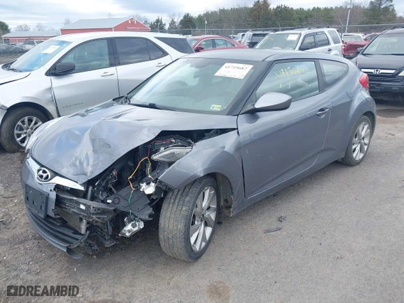 2017 Hyundai Veloster with VIN KMHTC6ADXHU306146, listed as a IAAI auction lot 41715687 with 113,364 mi miles. Bid and sale history available at carsss.com. Image 17.