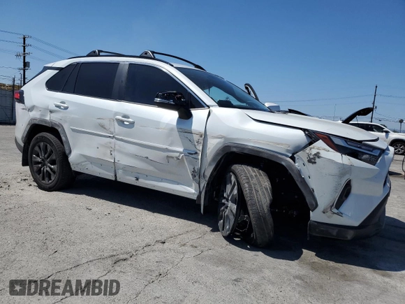 2025 Toyota RAV4 XLE Premium with VIN 2T3C1RFV4SW388253, listed as a Copart auction lot 57723695 with 1,137 mi miles and Salvage title. Bid and sale history available at DreamBid. Image 4.