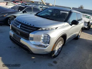 2024 Mitsubishi Outlander ES with VIN JA4J4UA81RZ020474, listed as a Copart auction lot 83088954 with 18,489 mi miles and Salvage Title. Bid and sale history available at carsss.com. Image 1.