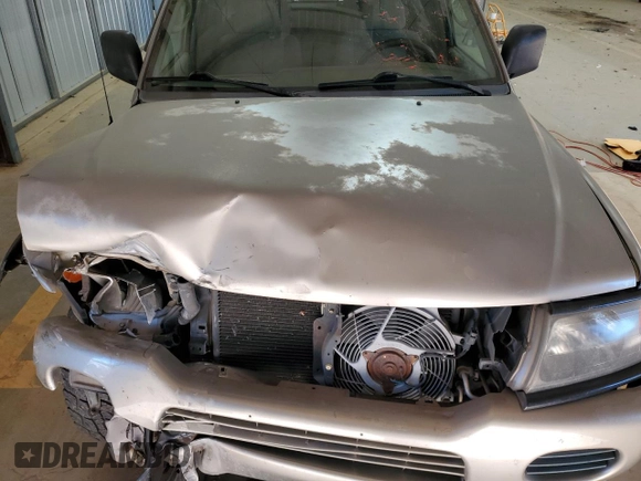 2002 Mitsubishi Montero ES z VIN JA4LS21H32J058330, wystawiony jako Copart lot #83523844 z przebiegiem 186 781 mil mil oraz Szkoda całkowita • Salvage title. Historia ofert i sprzedaży dostępna na DreamBid. Obrazek 13.