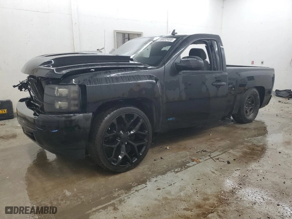 2007 Chevrolet Silverado 1500 LT w/1LT with VIN 1GCEC14087Z651105, listed as a Copart auction lot 46422455 with 0 mi miles and Non Repairable. Bid and sale history available at carsss.com. Image 1.
