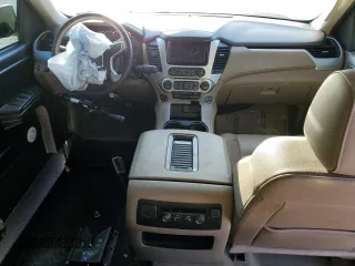 2017 GMC Yukon XL SLT z VIN 1GKS1GKC9HR237068, wystawiony jako Copart lot #60226765 z przebiegiem 73 925 mil mil oraz Szkoda całkowita • Salvage title. Historia ofert i sprzedaży dostępna na DreamBid. Obrazek 8.
