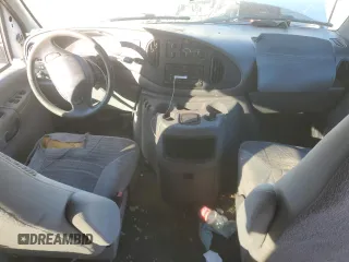 2002 Ford Econoline Passenger XL with VIN 1FBSS31S82HB36096, listed as a Copart auction lot 80654574 with 170,656 mi miles and Salvage title. Bid and sale history available at DreamBid. Image 8.