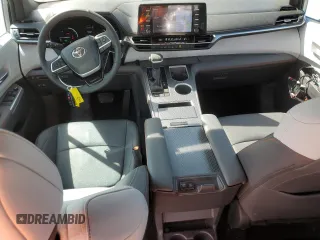 2023 Toyota Sienna XSE with VIN 5TDXSKFC0PS107594, listed as a Copart auction lot 44790745 with 28,679 mi miles and Salvage Title. Bid and sale history available at carsss.com. Image 8.