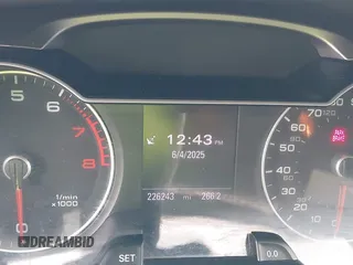 2014 Audi A4 Premium Plus z VIN WAUFFAFL2EN021407, wystawiony jako IAAI lot #42418122 z przebiegiem 226 243 mil mil oraz . Historia ofert i sprzedaży dostępna na DreamBid. Obrazek 15.