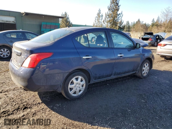 2012 Nissan Versa SV with VIN 3N1CN7AP6CL847182, listed as a Copart auction lot 47076275 with 137,493 mi miles and Salvage Title. Bid and sale history available at carsss.com. Image 3.