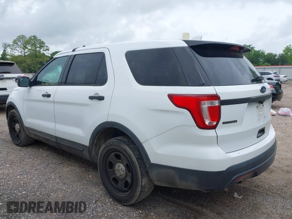 2016 Ford Police Interceptor Utility z VIN 1FM5K8AR7GGA08217, wystawiony jako IAAI lot #42180179 z przebiegiem 122 649 mil mil oraz . Historia ofert i sprzedaży dostępna na DreamBid. Obrazek 3.