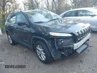 2016 Jeep Cherokee Latitude with VIN 1C4PJMCB0GW360103, listed as a IAAI auction lot 40788185 with 132,894 mi miles. Bid and sale history available at carsss.com. Image 6.