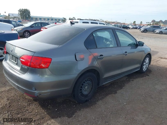 2012 Volkswagen Jetta Sedan SE PZEV with VIN 3VWDP7AJ7CM371023, listed as a IAAI auction lot 41715266 with NaN miles. Bid and sale history available at carsss.com. Image 4.