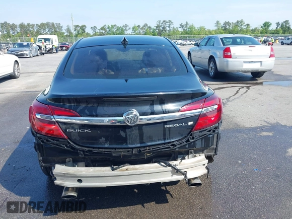 2016 Buick Regal with VIN 2G4GK5EX4G9106202, listed as a IAAI auction lot 41979498 with 150,246 mi miles. Bid and sale history available at carsss.com. Image 16.