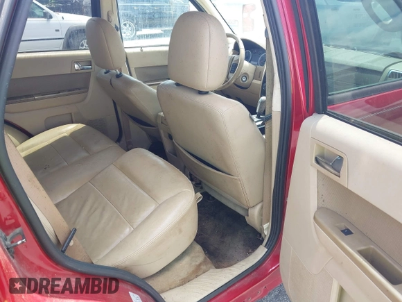 2011 Ford Escape Limited с VIN 1FMCU0EG1BKC27983, выставлен на аукционе IAAI как лот 42632949 с пробегом 247 975 миль миль и . История ставок и продаж доступна на DreamBid. Изображение 8.