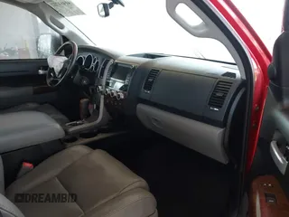 2012 Toyota Tundra 4WD Truck LTD with VIN 5TFHW5F13CX268552, listed as a IAAI auction lot 41461707 with 199,502 mi miles. Bid and sale history available at carsss.com. Image 5.