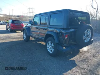 2020 Jeep Wrangler Unlimited Willys with VIN 1C4HJXDN6LW139789, listed as a IAAI auction lot 41882217 with 40,960 mi miles and . Bid and sale history available at DreamBid. Image 3.