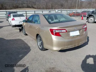 2012 Toyota Camry L z VIN 4T1BF1FK3CU007863, wystawiony jako IAAI lot #41340131 z przebiegiem 163 333 mil mil oraz . Historia ofert i sprzedaży dostępna na DreamBid. Obrazek 3.