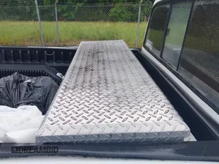 1993 Dodge Dakota S z VIN 1B7FL26X5PS202557, wystawiony jako IAAI lot #42224806 z przebiegiem 87 871 mil mil oraz . Historia ofert i sprzedaży dostępna na DreamBid. Obrazek 8.