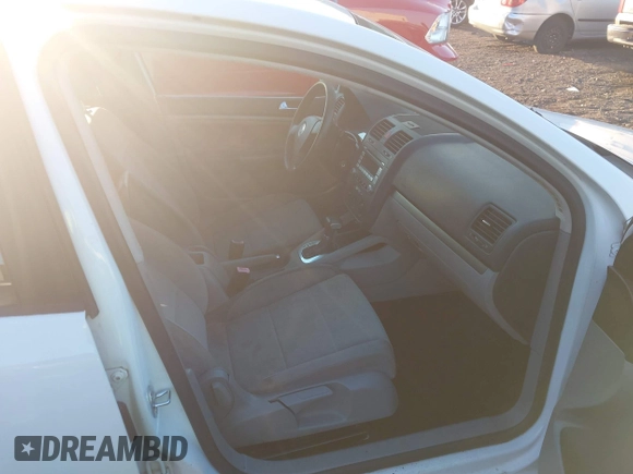 2007 Volkswagen Rabbit с VIN WVWDR91K87W144270, выставлен на аукционе IAAI как лот 40777567 с пробегом 210 845 миль миль и . История ставок и продаж доступна на DreamBid. Изображение 5.