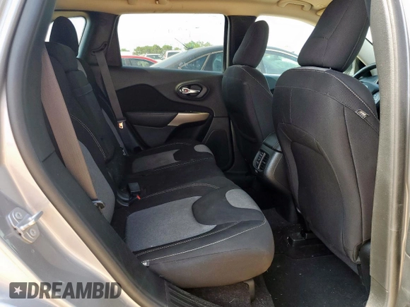 2018 Jeep Cherokee Latitude with VIN 1C4PJLCB3JD538843, listed as a Copart auction lot 58538935 with 88,630 mi miles and Salvage title. Bid and sale history available at DreamBid. Image 11.