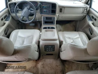 2003 Chevrolet Tahoe LS with VIN 1GNEC13Z23J321332, listed as a Copart auction lot 44611705 with 173,088 mi miles and Salvage Title. Bid and sale history available at carsss.com. Image 8.