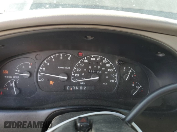 1998 Ford Explorer XL z VIN 1FMZU34E0WZA15570, wystawiony jako Copart lot #46279915 z przebiegiem 226 120 mil mil oraz Szkoda całkowita • Salvage title. Historia ofert i sprzedaży dostępna na DreamBid. Obrazek 9.