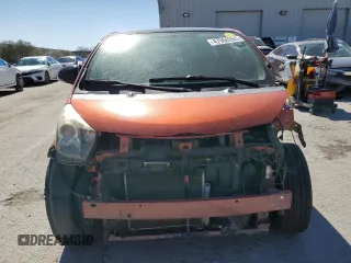 2013 Scion iQ z VIN JTNJJXB01DJ022124, wystawiony jako Copart lot #47960265 z przebiegiem 95 551 mil mil oraz Szkoda całkowita • Salvage title. Historia ofert i sprzedaży dostępna na DreamBid. Obrazek 5.